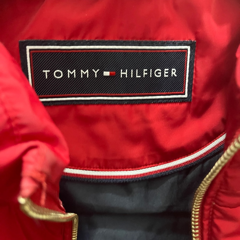 TOMMY HILFIGER ♥️red vest/jacket ♥️